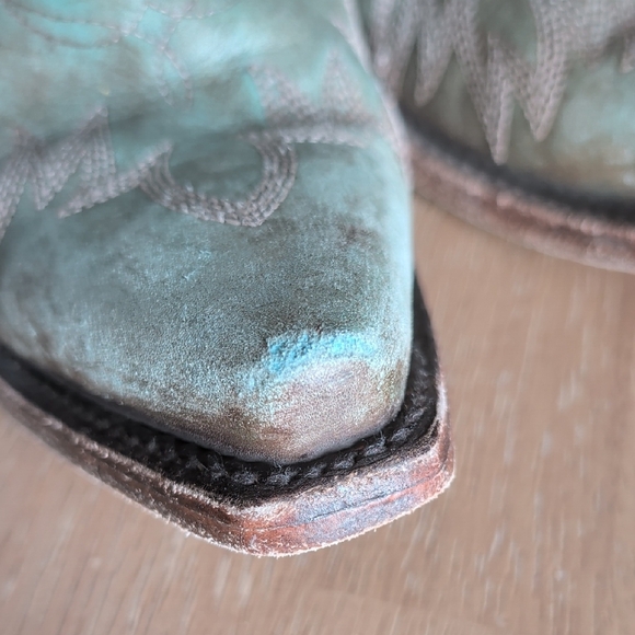 Ariat Brown Leather Western Boots - Picture 2 of 9